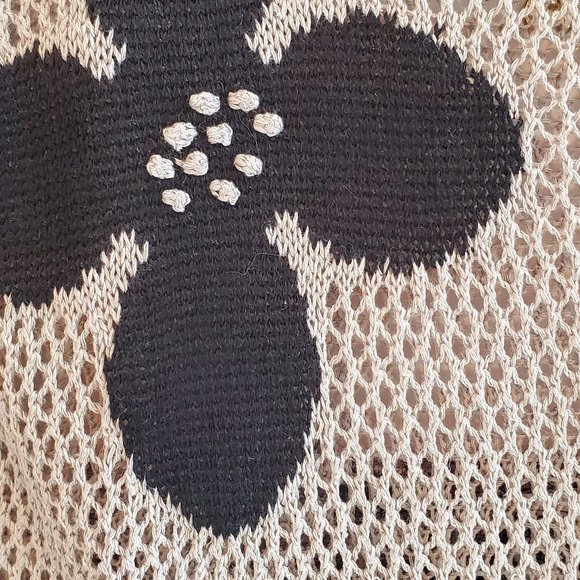 Bylyse Knit Floral Tank Top - Picture 5 of 9